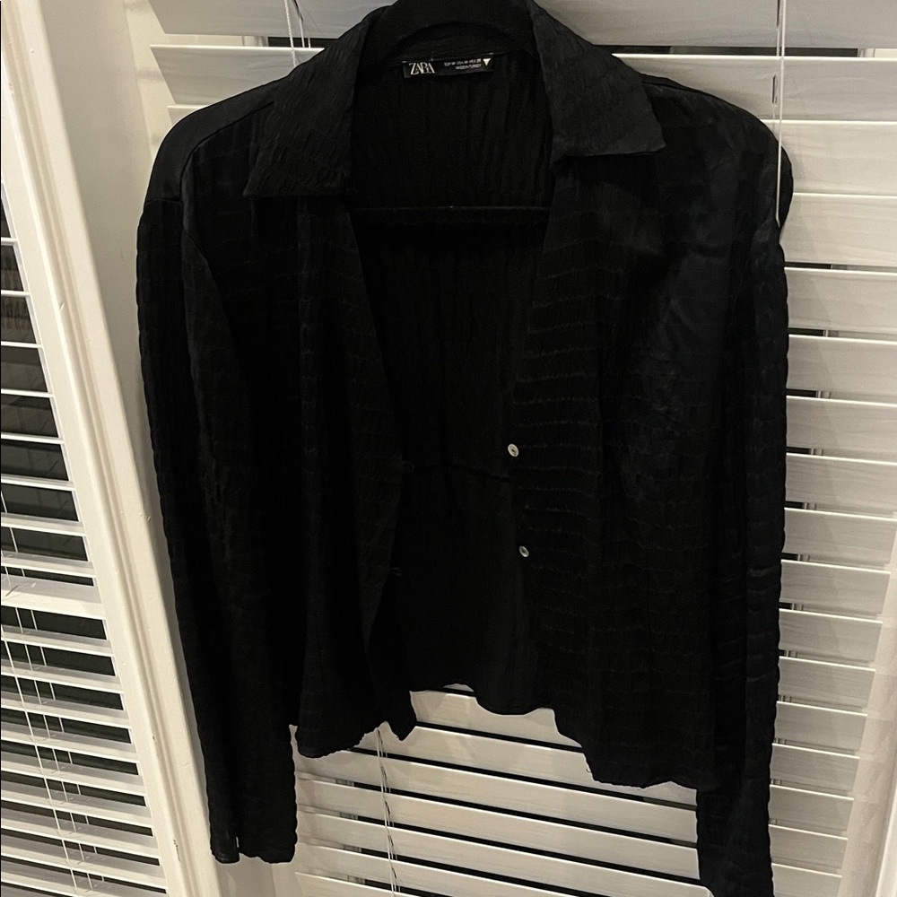 Zara Women's Elegant Black Blouse